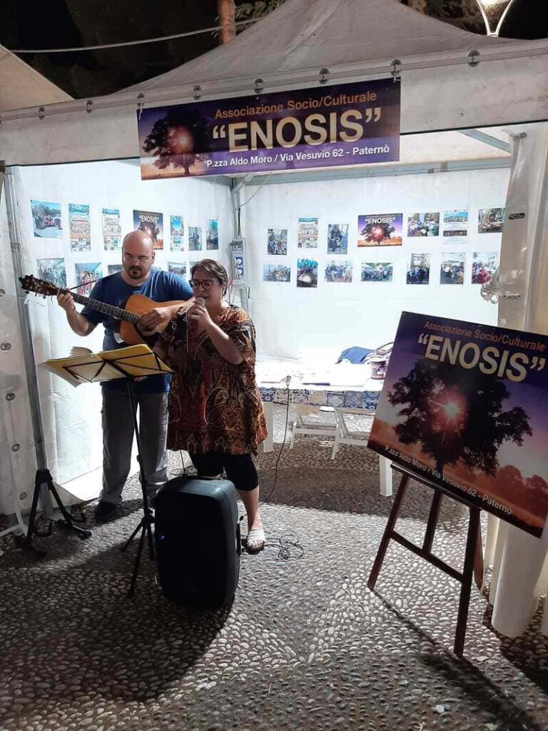 fiera di settembre 2023 paterno stand enosis animazione canti folkloristici